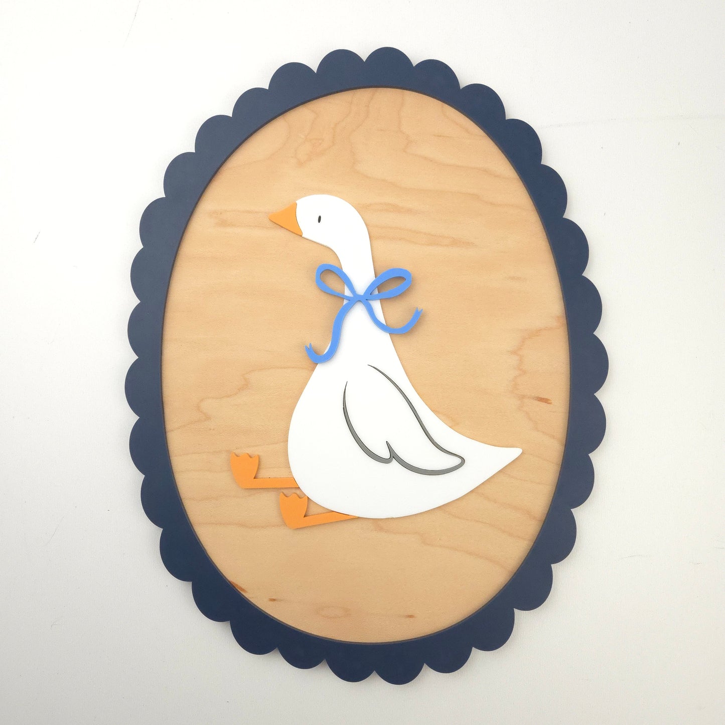 Sitting Goose with Scalloped Frame