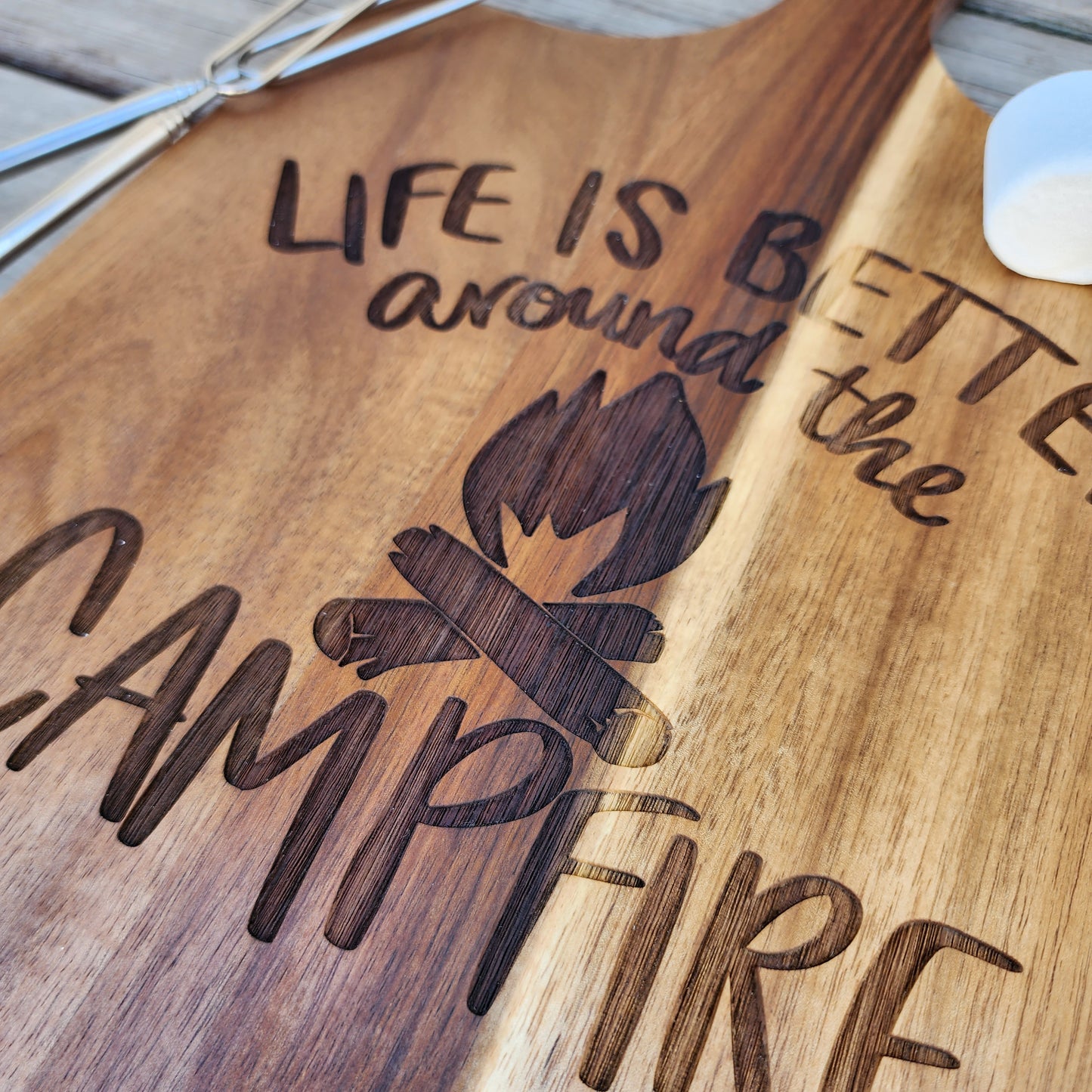 Camping Acacia Cutting board