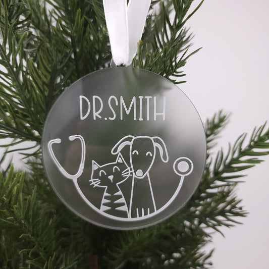 Personalized Vet/Vet Tech Ornament