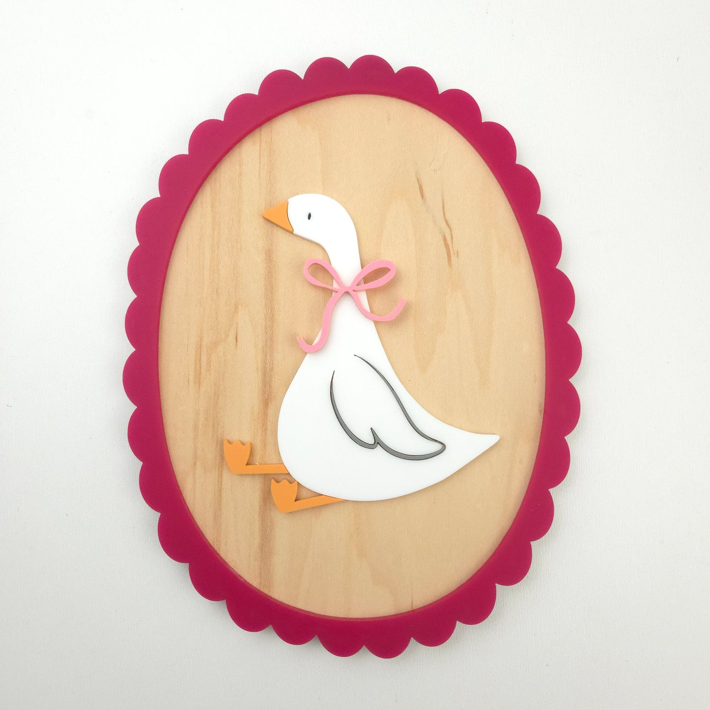 Sitting Goose with Scalloped Frame