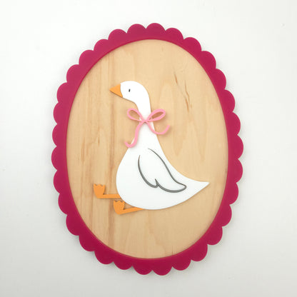 Sitting Goose with Scalloped Frame