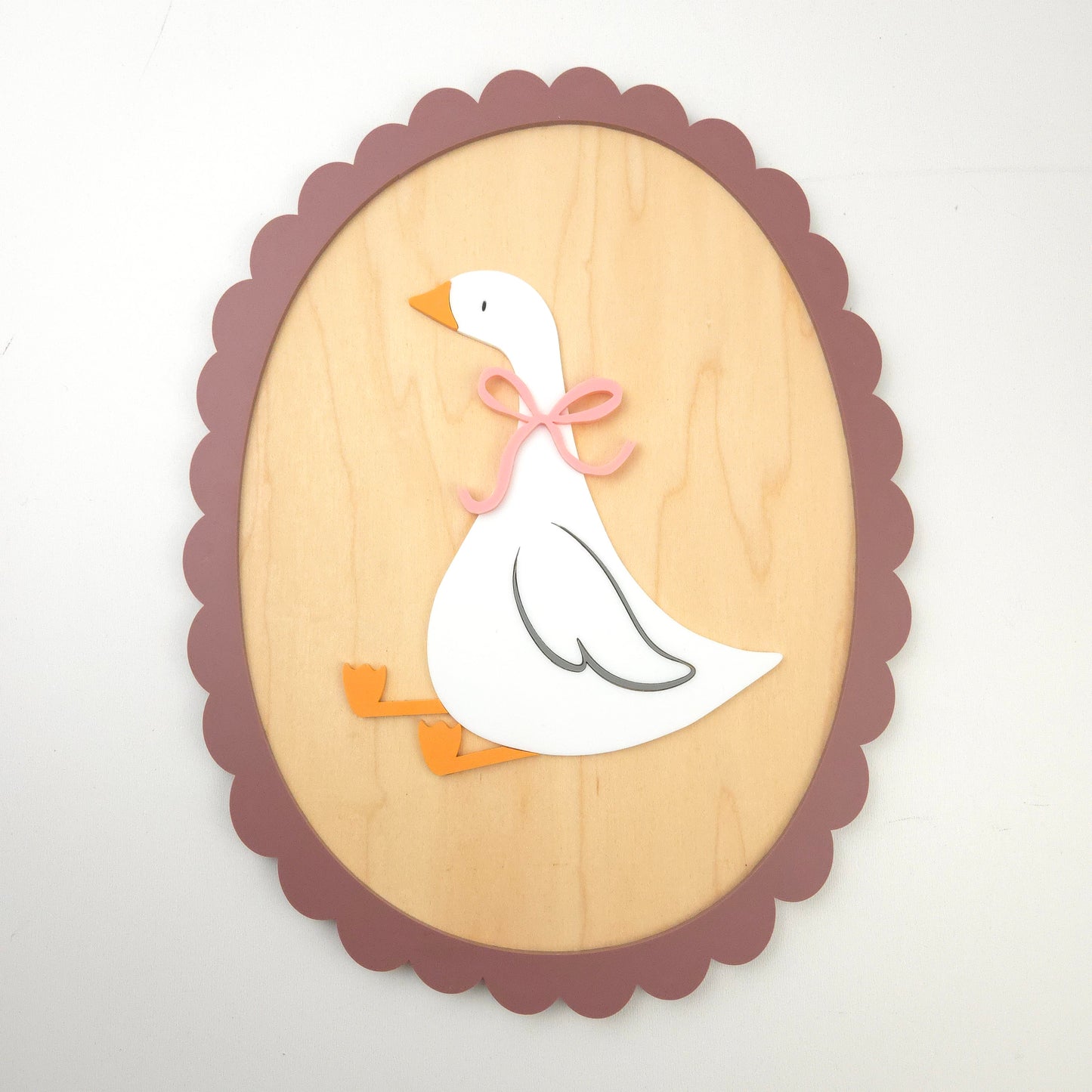 Sitting Goose with Scalloped Frame